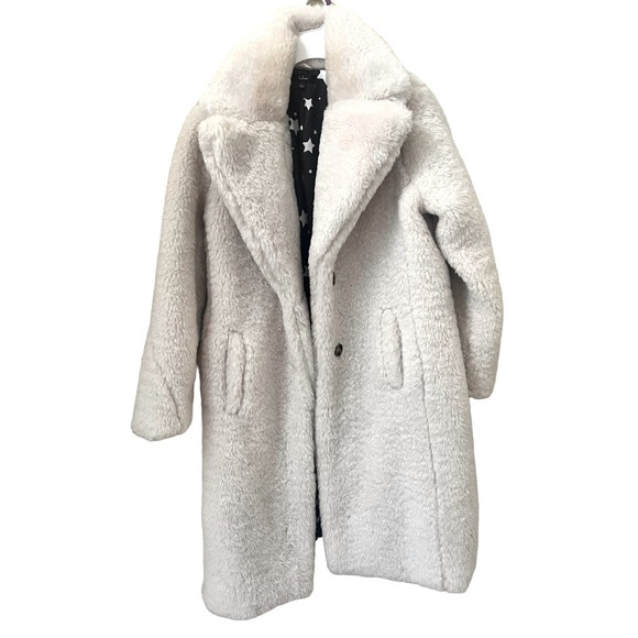 Faux fur coat from lulus. - Picture 1 of 6